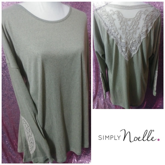 Simply Noelle Tops - 💖 Simply Noelle Lace Detail Top 💖